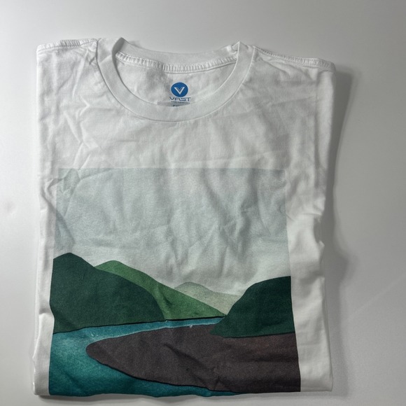 Other - Vast Life Graphic T Shirt Size Medium NWT